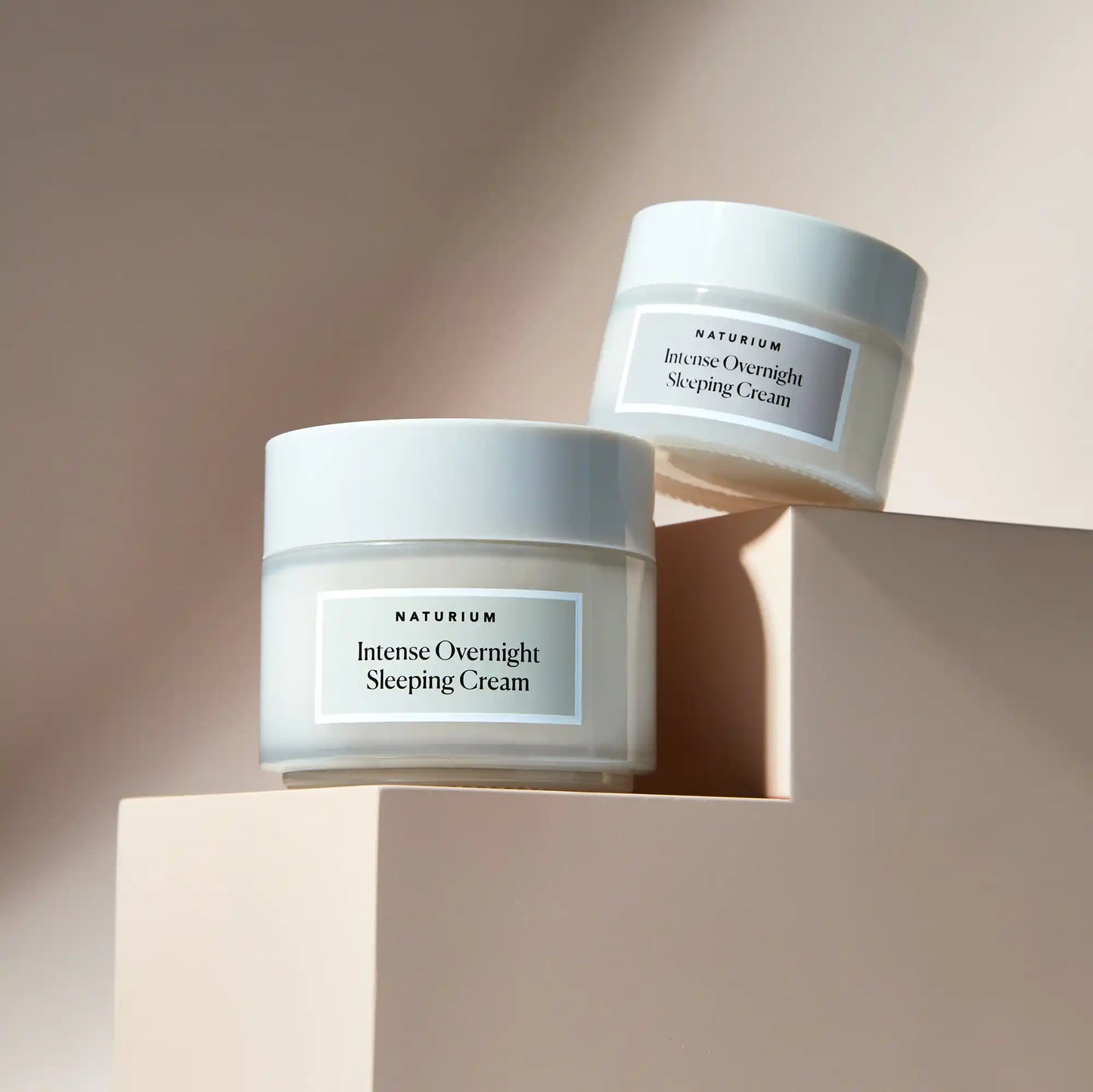 intense-overnight-sleeping-cream-jumbo-b2 11_18_2021_Naturium0552-crop.webp