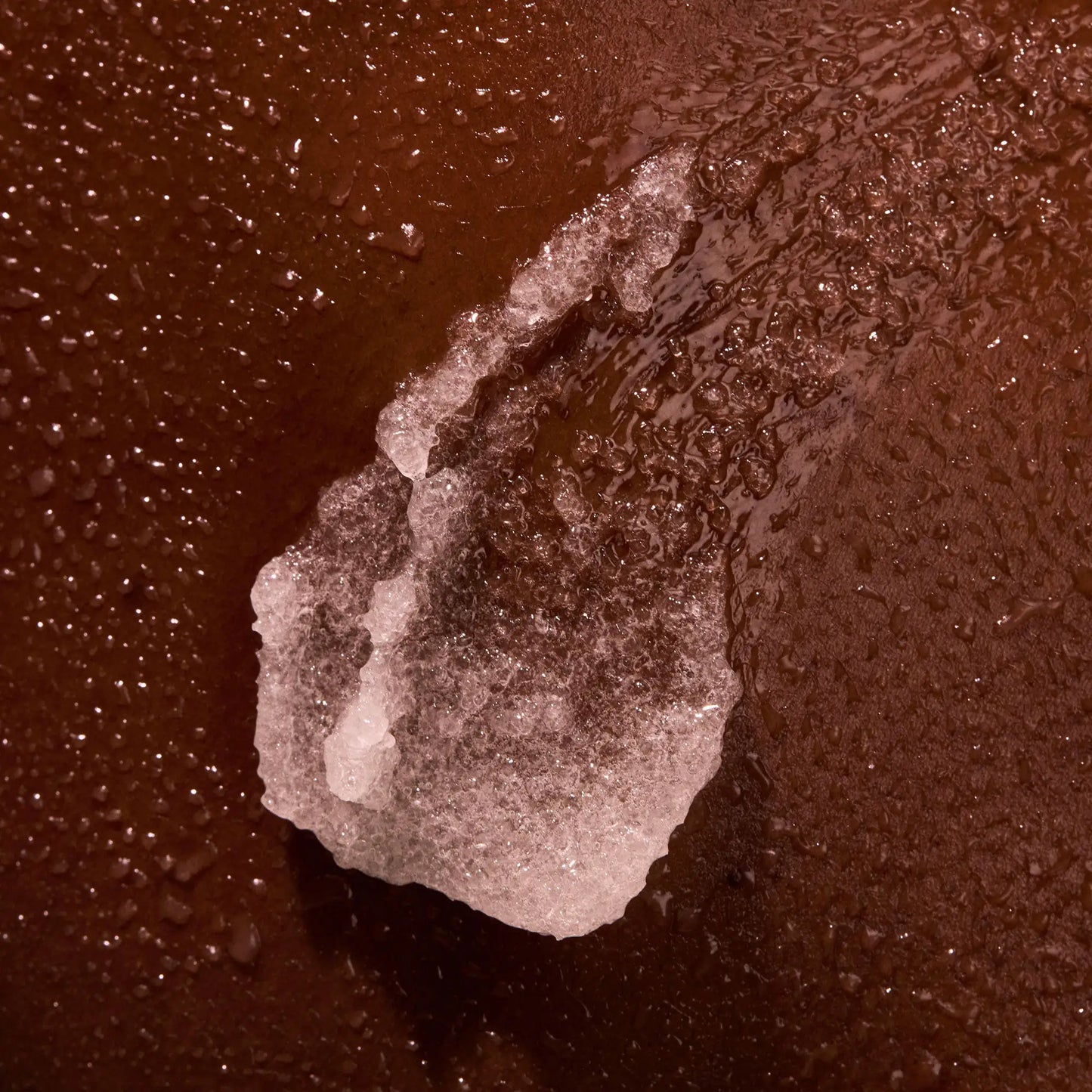 the-glow-getter-multi-oil-body-scrub-t3 NATR-40028-Alt-Image-TheGlowGetterMulti-OilBodyScrub-08.webp